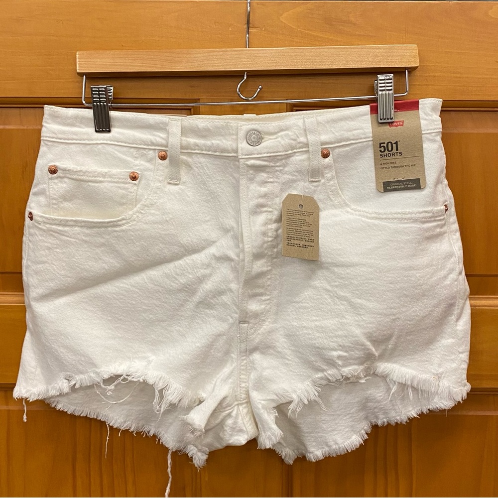 NWT Levi’s 501 shorts